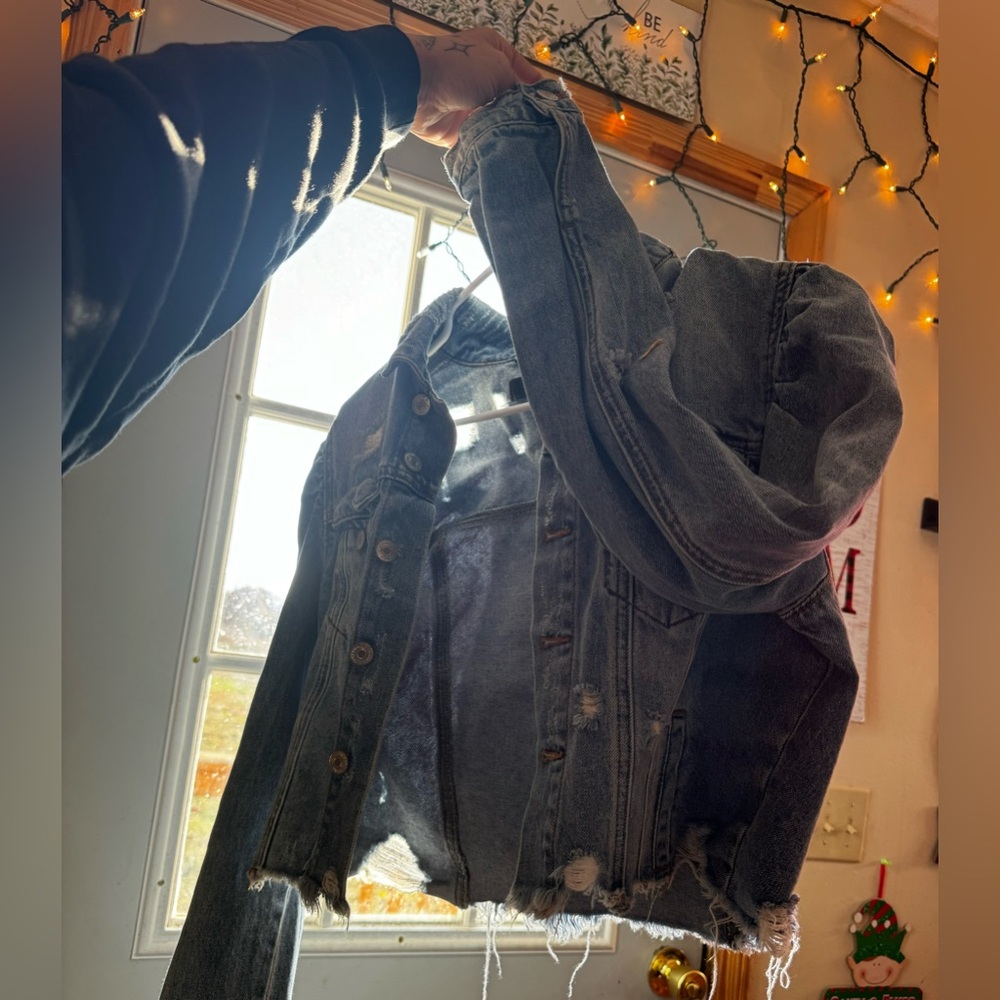 Size large forever 21 denim jacket!